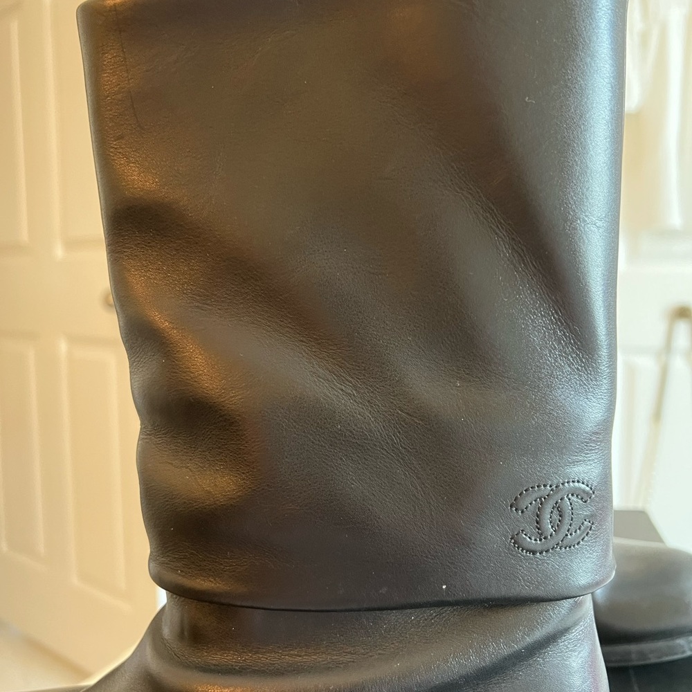 CHANEL Black Leather Mid-Calf Fold-Over Ankle Boots - Picture 5 of 13